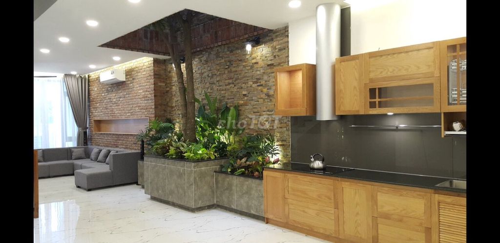 Фото 2: Аренда дома целиком 5x20 м, Vạn Phúc City, полностью меблирован, красивый, новый