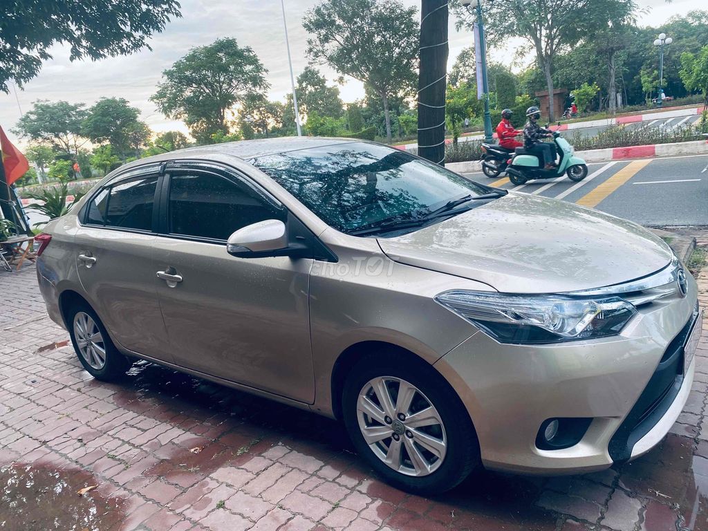 Фото 3: Toyota Vios G 2018 Автомат Золотисто-песочный