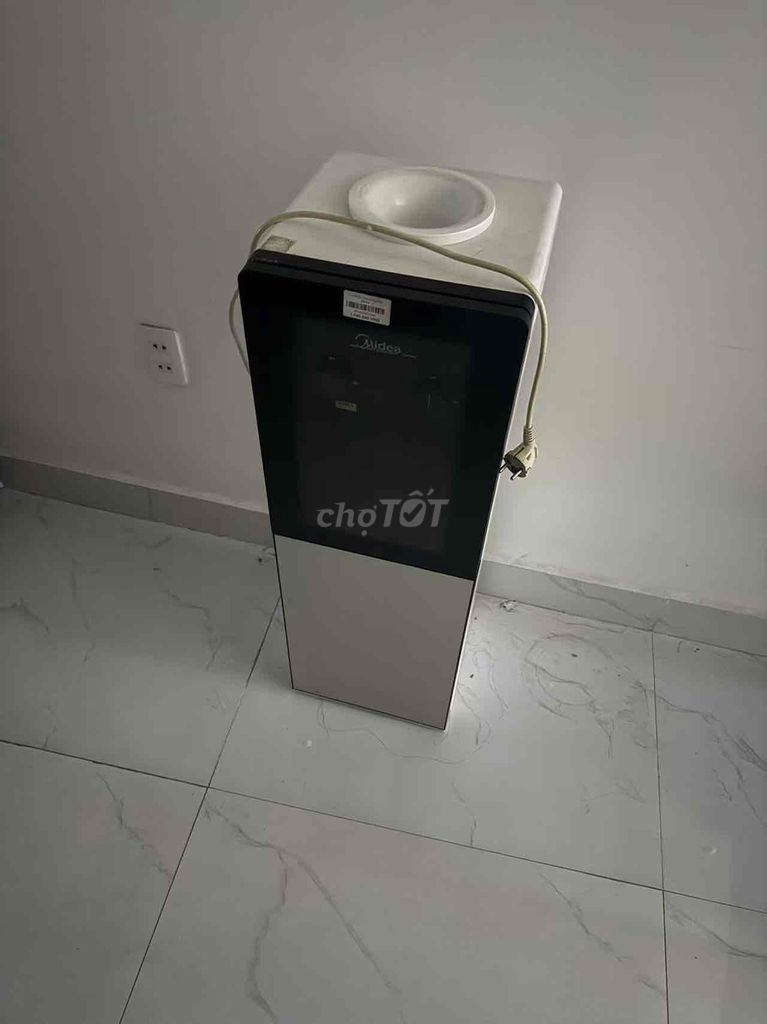 Водонагреватель Midea Белый, Черный