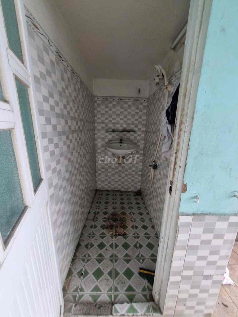 Фото 3: Дом недорого 5 x 10 м, 2 этажа (3 спальни, 3 санузла). Биньчидонг, Биньтан
