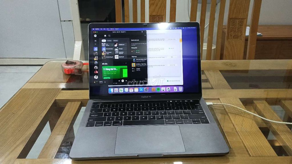 Apple MacBook Pro 2016 i5 8GB/250GB Серый