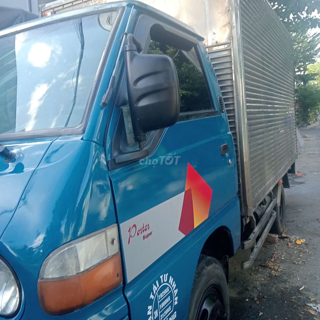 Фото 2: Грузовик с закрытым кузовом Hyundai 1.25т, синий, нержавейка