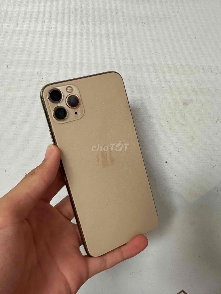 Apple iPhone 11 Pro Max Золотой A13 Bionic