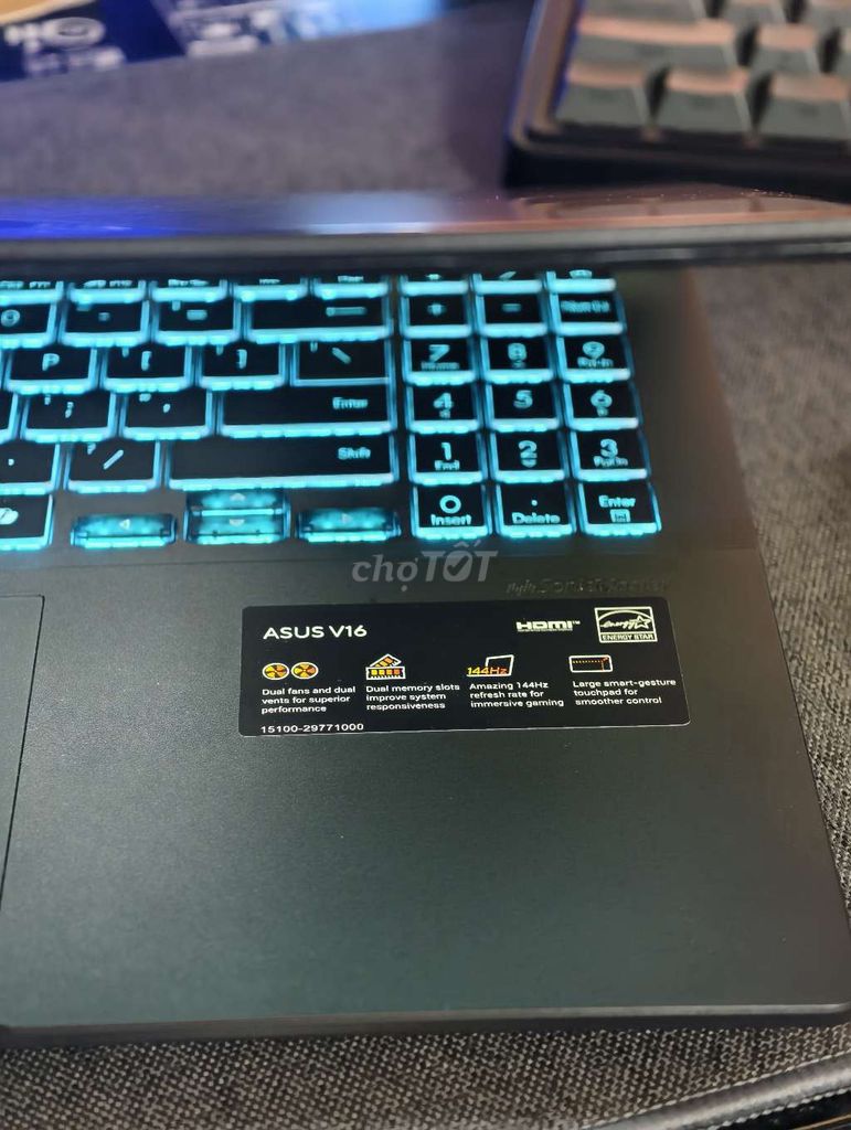 Фото 2: ASUS V16 GAMING I5 210H RTX 4050 16G/512G