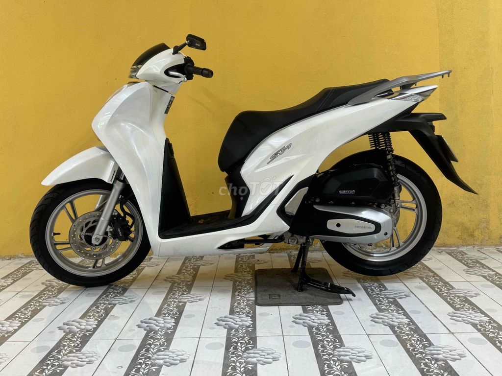 SH 125 2021 Белый-черный супер новый 43D1-956.14
