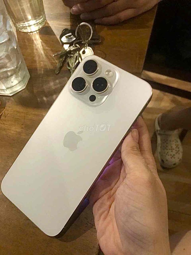 Apple iPhone 15 Pro Max 256GB Белый 89%