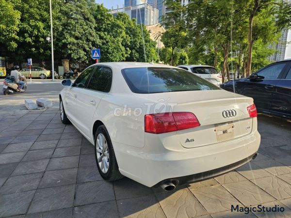Фото 2: Audi A6 белый 5 мест