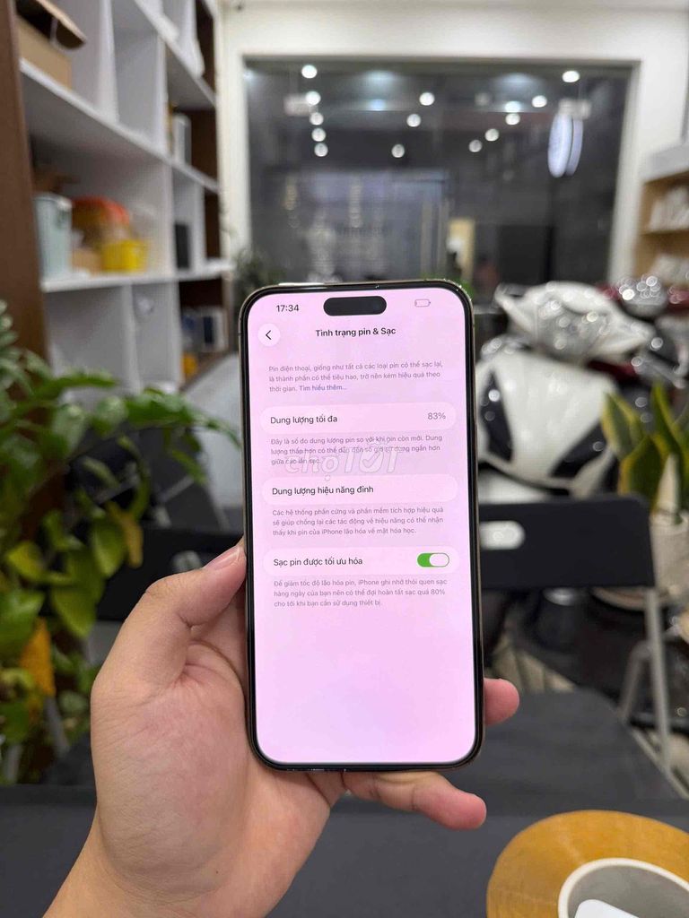 Фото 3: Apple iPhone 14 Pro Max 128G Vàng A16 Bionic 83%