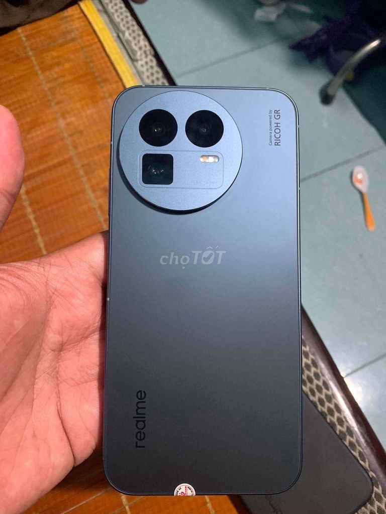 Realme GT8 красивый 99..батарея 100..нужен обмен