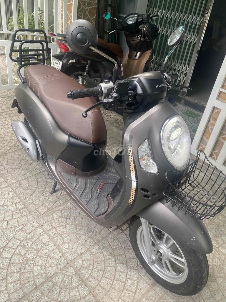 Фото 3: Honda Scoopy 2024 Xám nâu 14.500 km