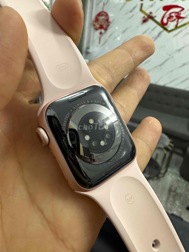 Фото 3: Apple Watch Series 6 40mm розовое золото