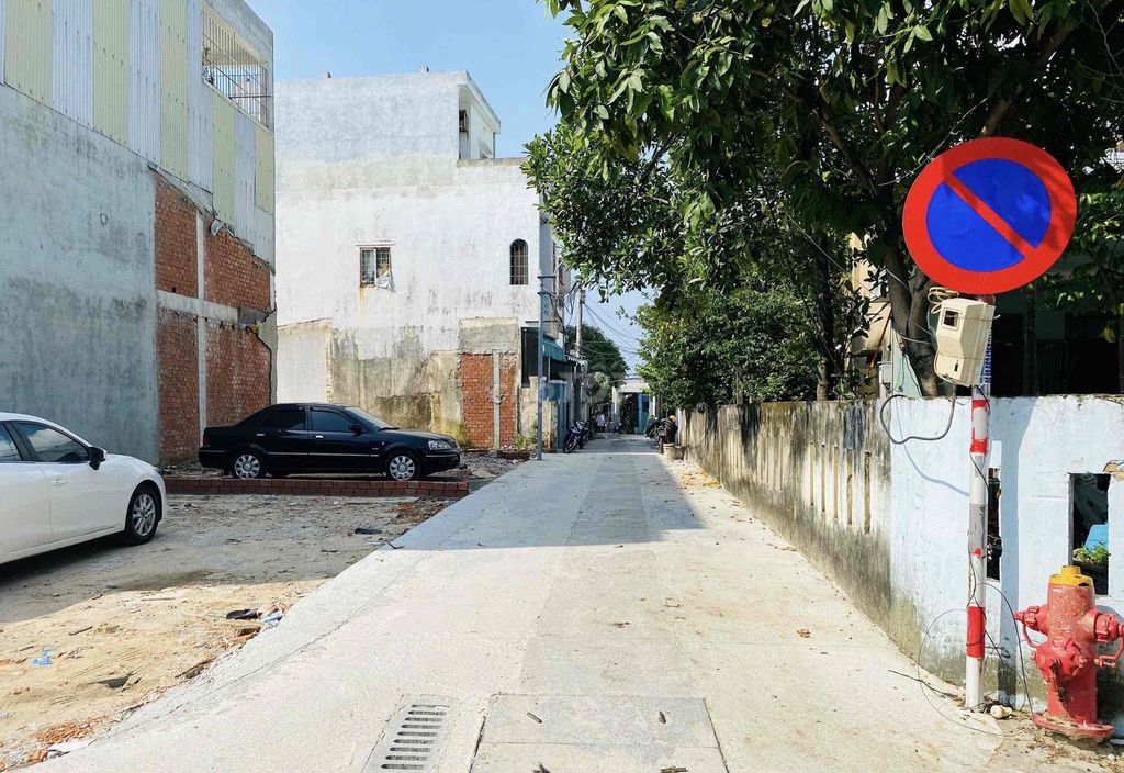 Продажа участка 2 mặt kiệt, ô tô 5m, đường Trần Hoành, cách đường chính khoảng 100m
