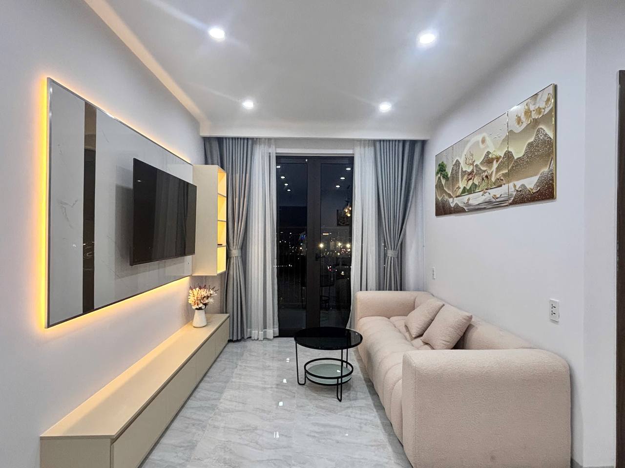 Сдаётся двухкомнатная квартира в Vista Residence на улице Xô Viết…