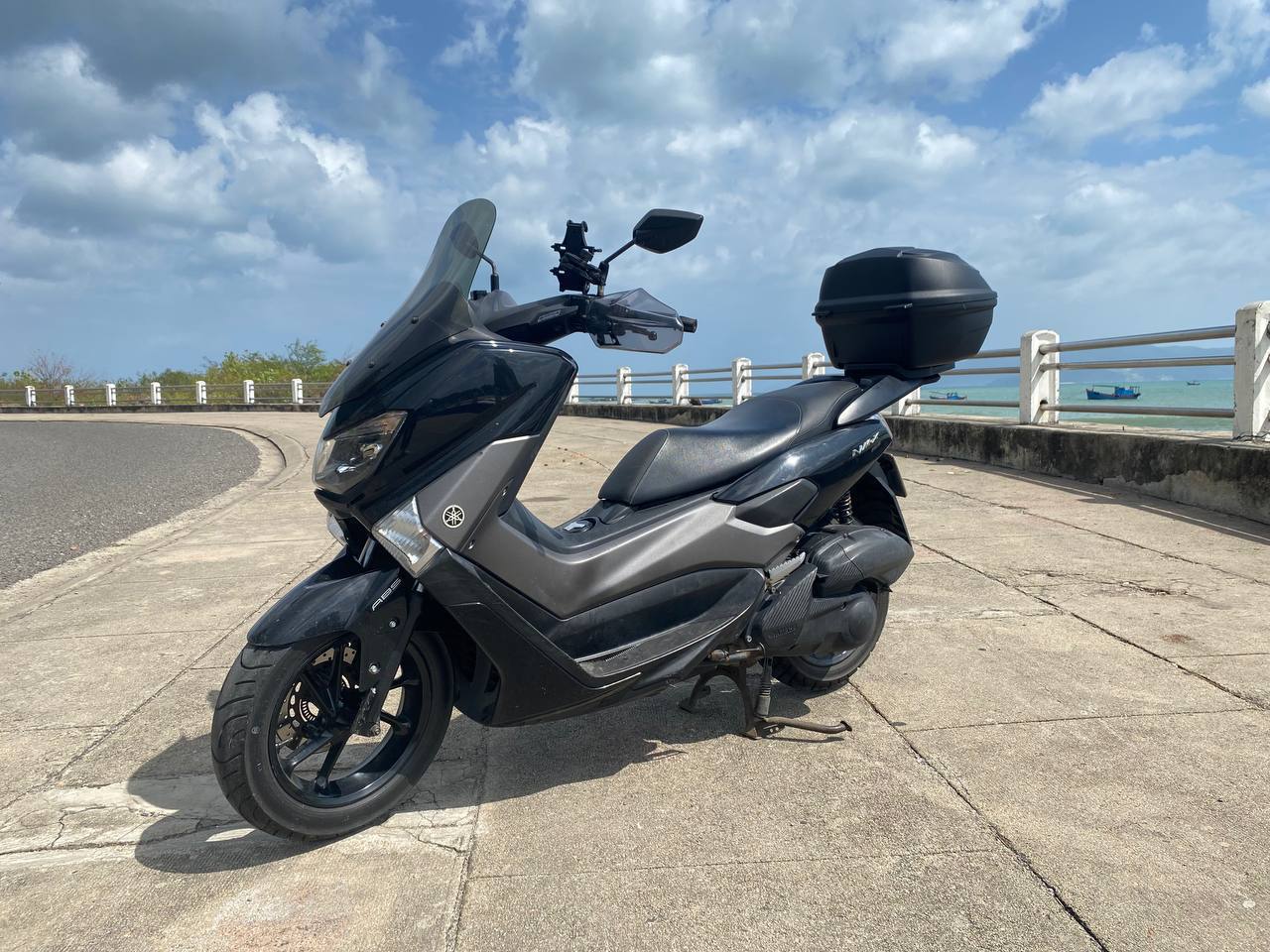 Сдаётся в аренду мотобайк Yamaha Nmax 155cc ABS