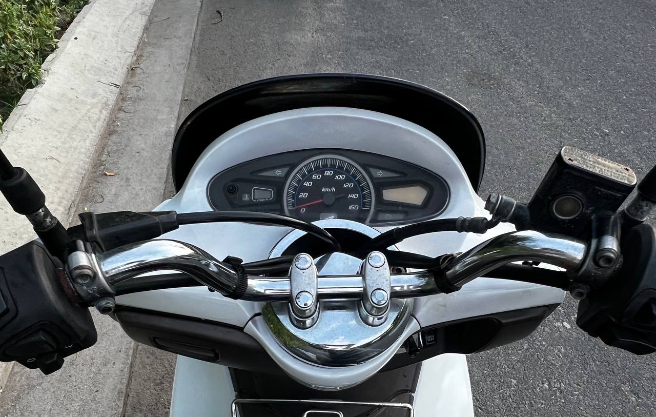 Фото 3: Продаётся Honda PCX 125 первого поколения