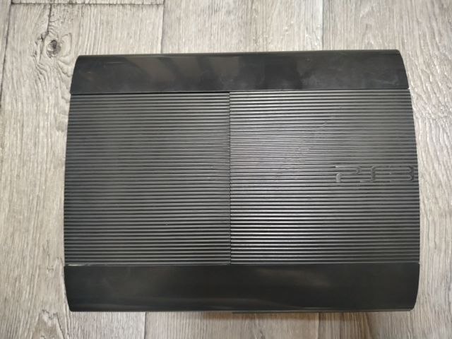 Продаётся игровая приставка PS3 Super Slim 500 GB в отличном состоянии.
