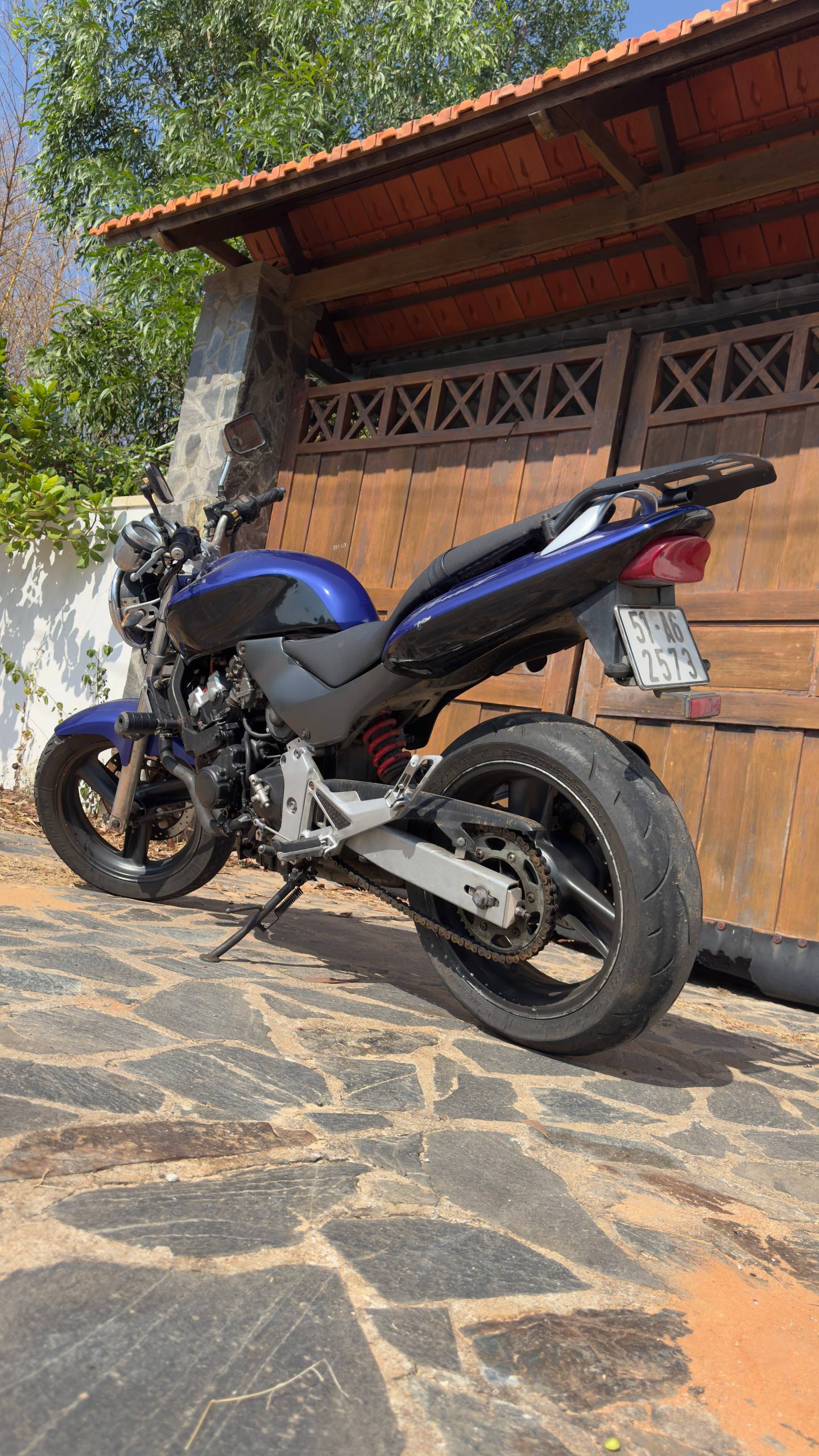 Фото 2: Продаётся ухоженный мотоцикл Honda 250cc в отличном состоянии