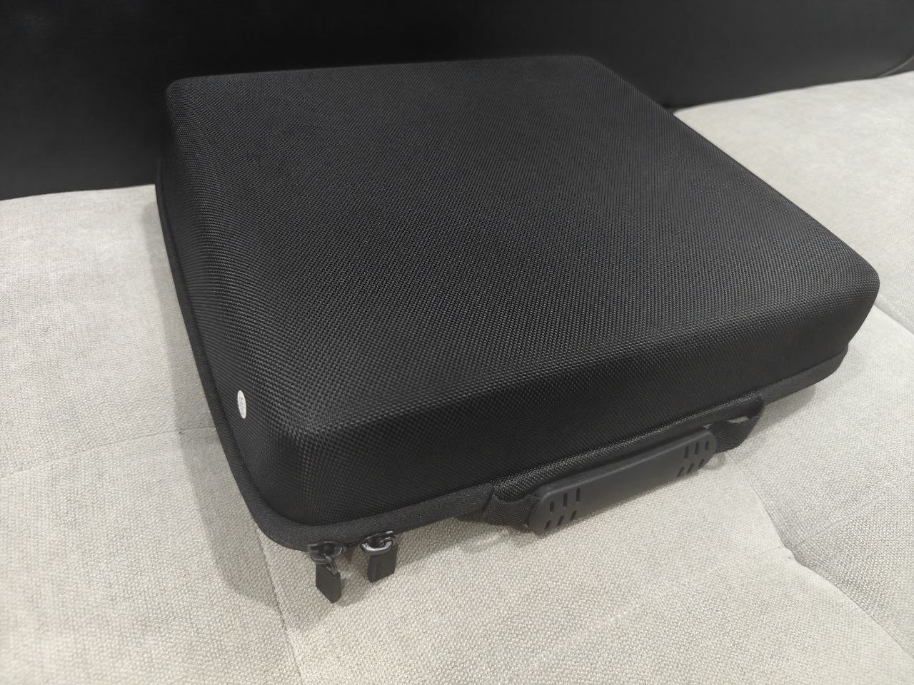 Продаётся новая сумка для Akai MPC one+