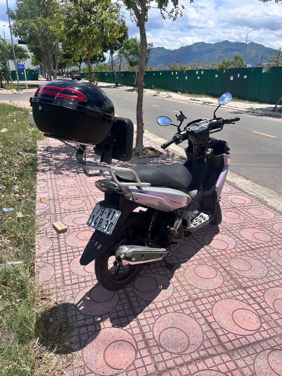 Фото 3: Продаю Yamaha Nouvo 2013 года