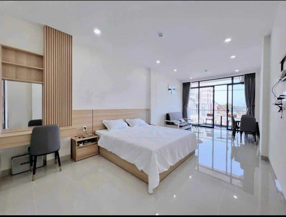 Сдается студия площадью 50 м² на 3 этаже в центре Нячанга, район Vạn T