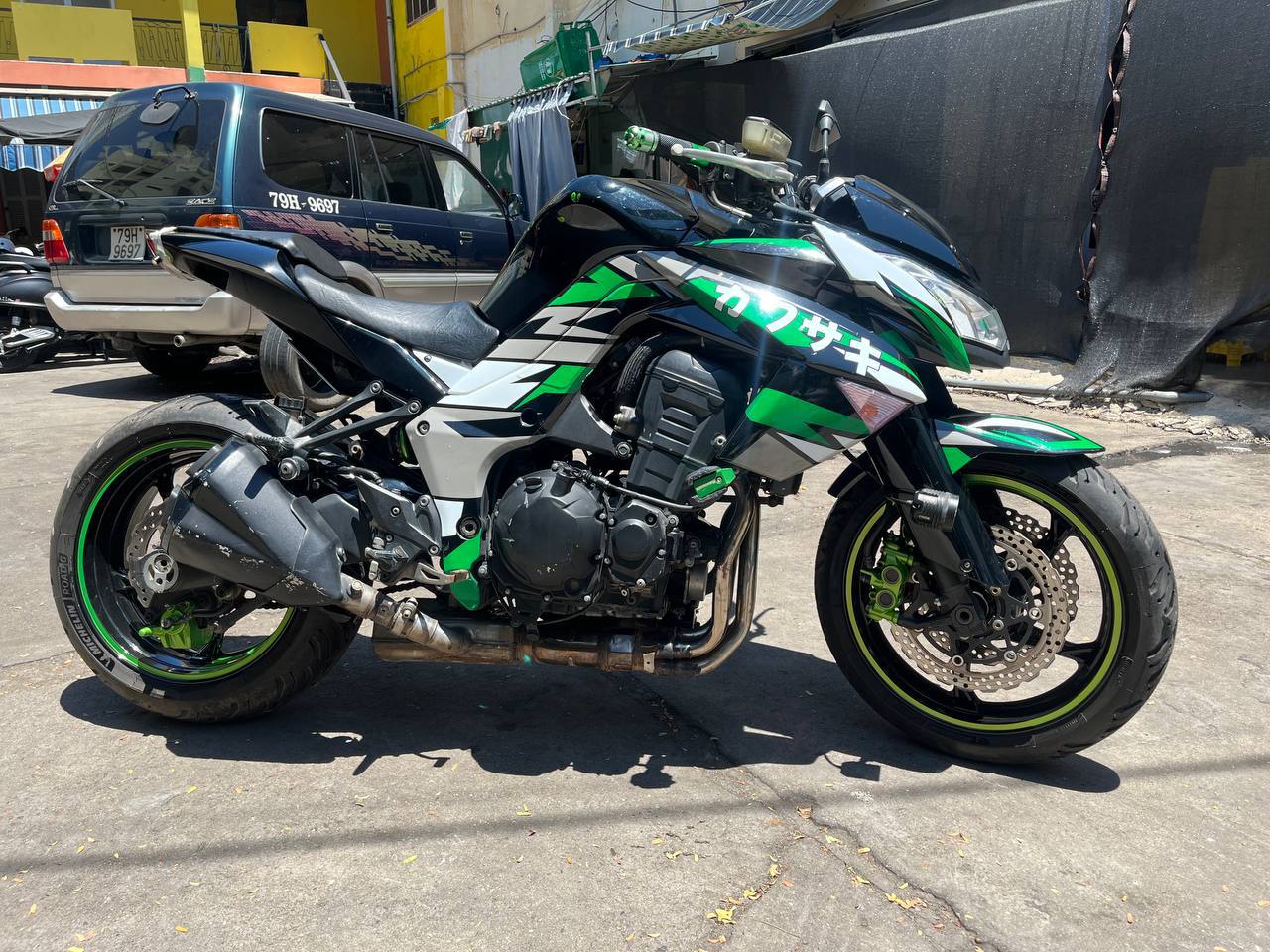 Продаётся Kawasaki Z1000 в отличном техническом состоянии, без вложений.