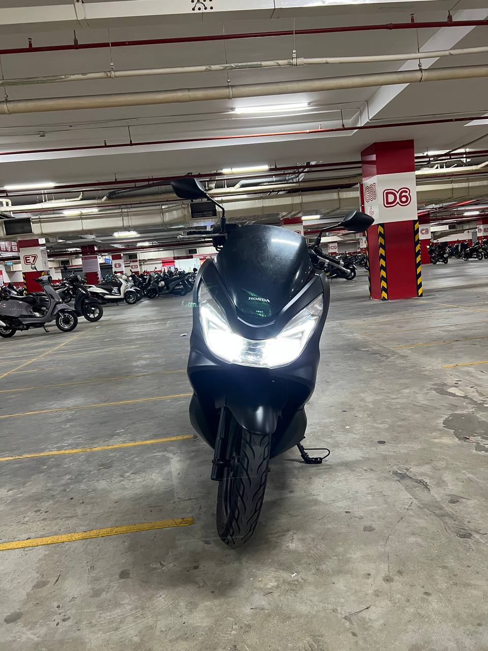 Фото 2: Продаётся Honda PSX 2017 года, объём 125 см³, пробег 46 600 км