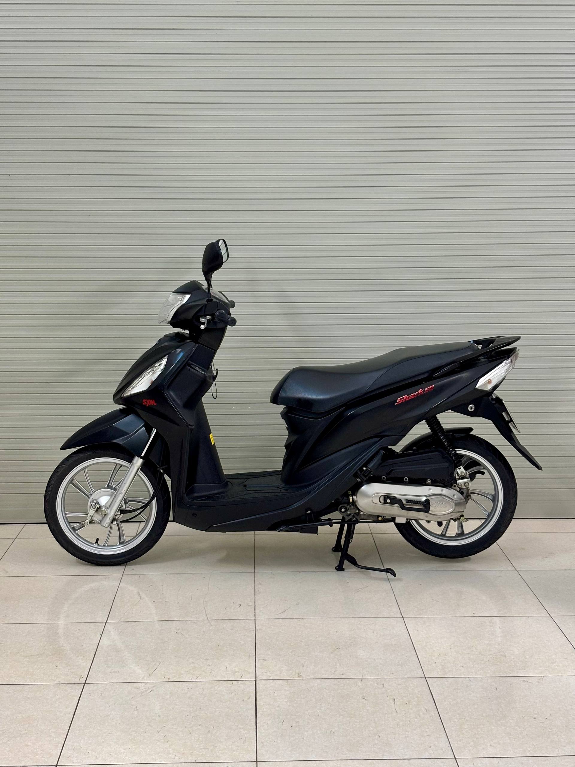 Фото 3: Городской скутер SYM Shark 50cc 2024 года с автоматической трансмиссией и пробегом 5…