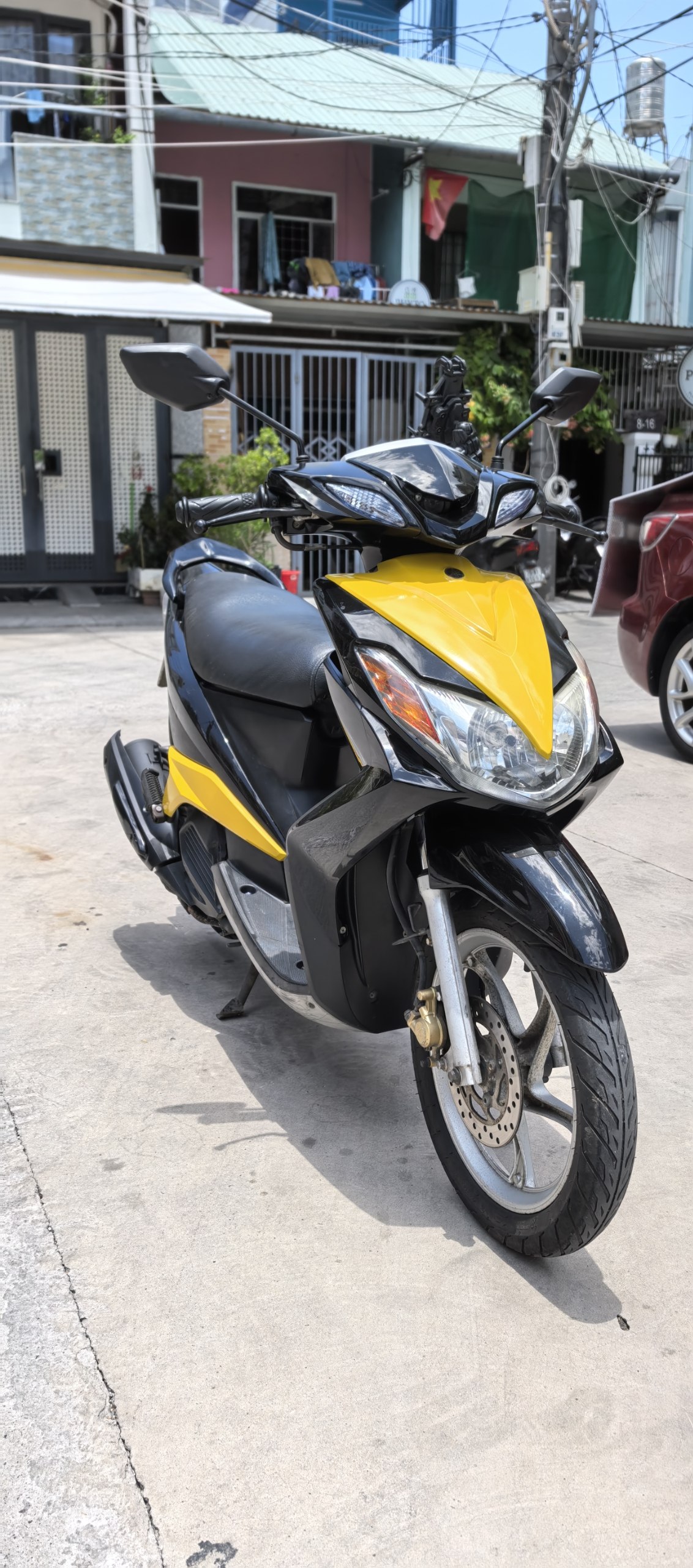 Фото 2: Продаётся Yamaha Luvias 125, 2012 год, двигатель 125 куб