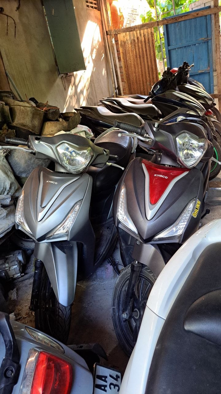 Фото 2: Продаётся скутер Kymco Candy 50 2020 года
