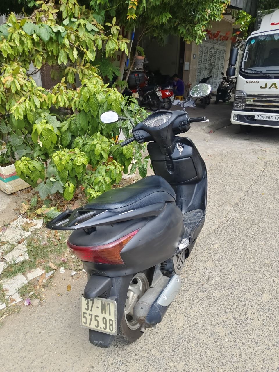 Фото 2: Продаётся Honda Lead 110cc в отличном состоянии