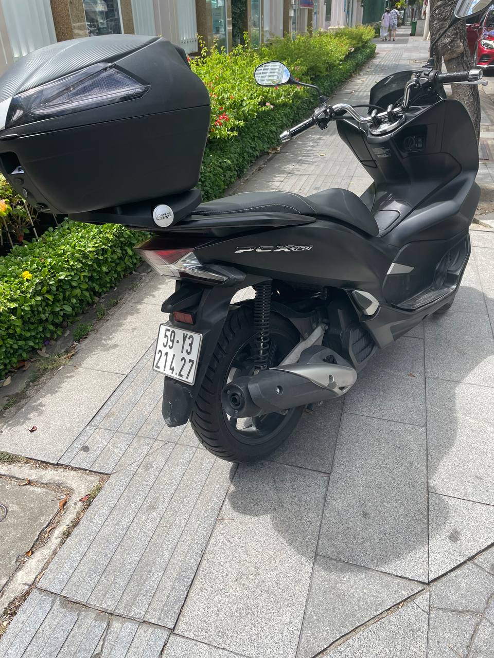 Фото 2: Продаётся Honda PCX 150 2022 года в отличном состоянии