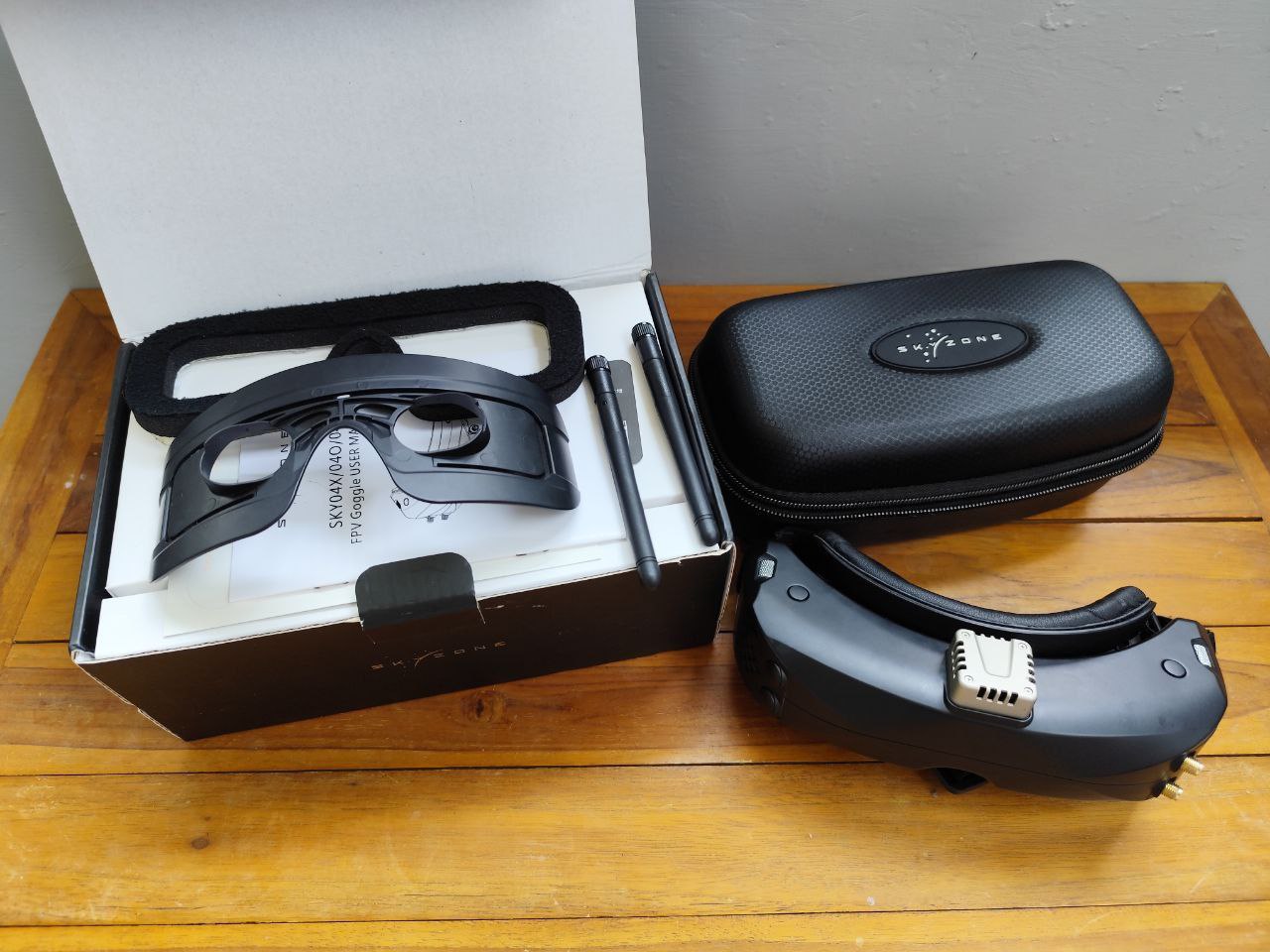 Продаю очки для дрона Skyzone SKY04X PRO 5.8GHz.