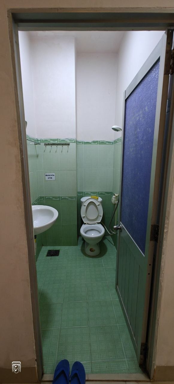 Фото 2: Апартаменты 25 кв.м рядом с пляжем, всего 300 метров до моря, в тихом переулке рядом с…