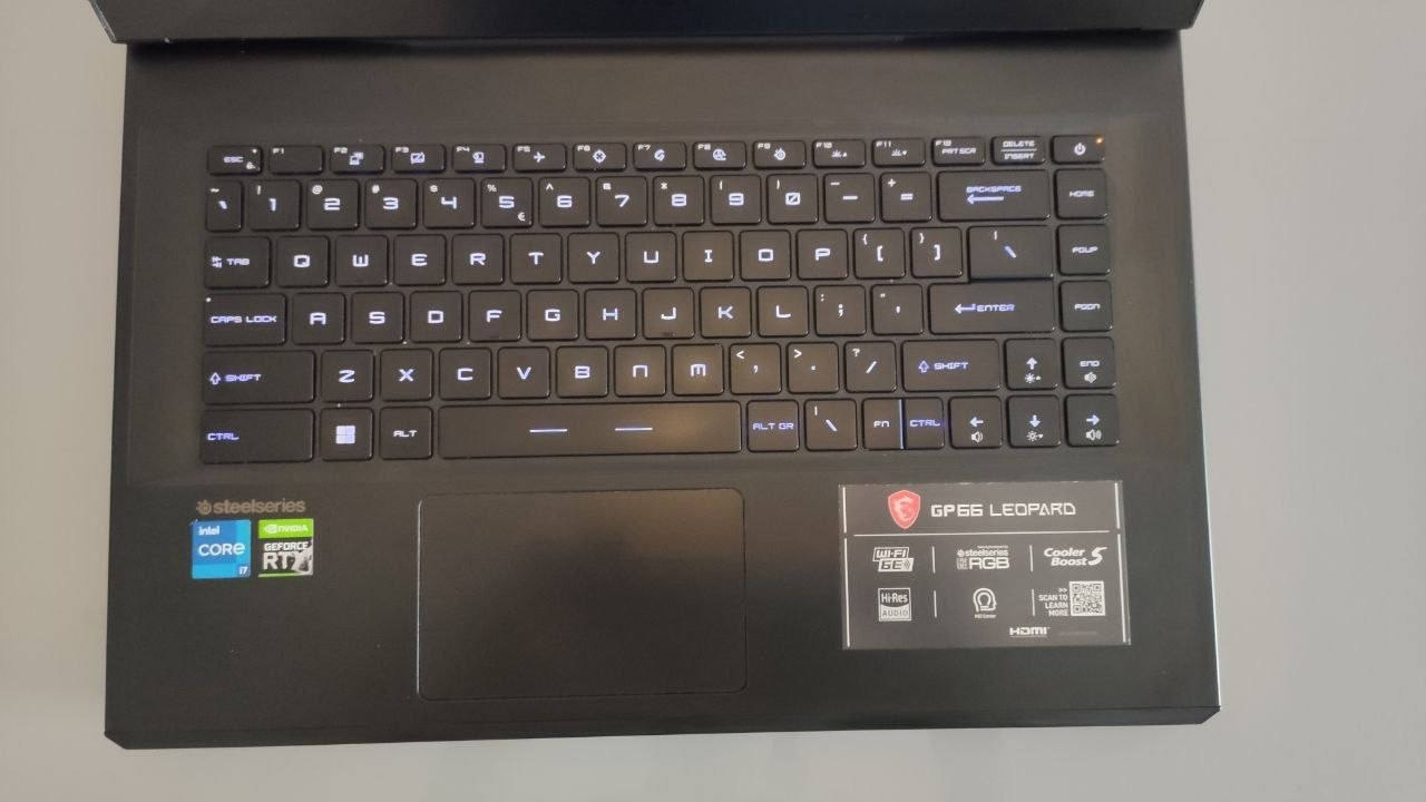 Фото 2: Продаётся ноутбук MSI GP66 Leopard 11UE в отличном состоянии