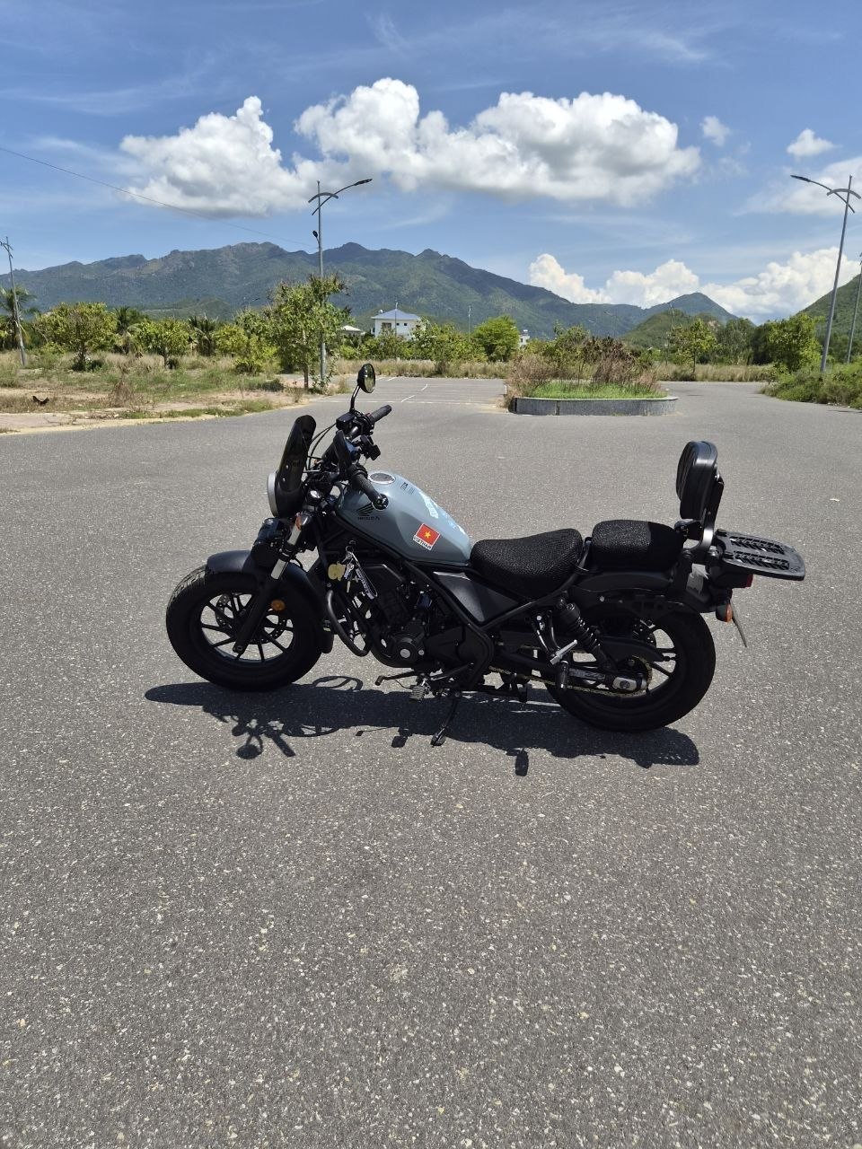 Продаётся Honda Rebel 300, первая регистрация 12/05/2021, пробег 21.5 тыс.