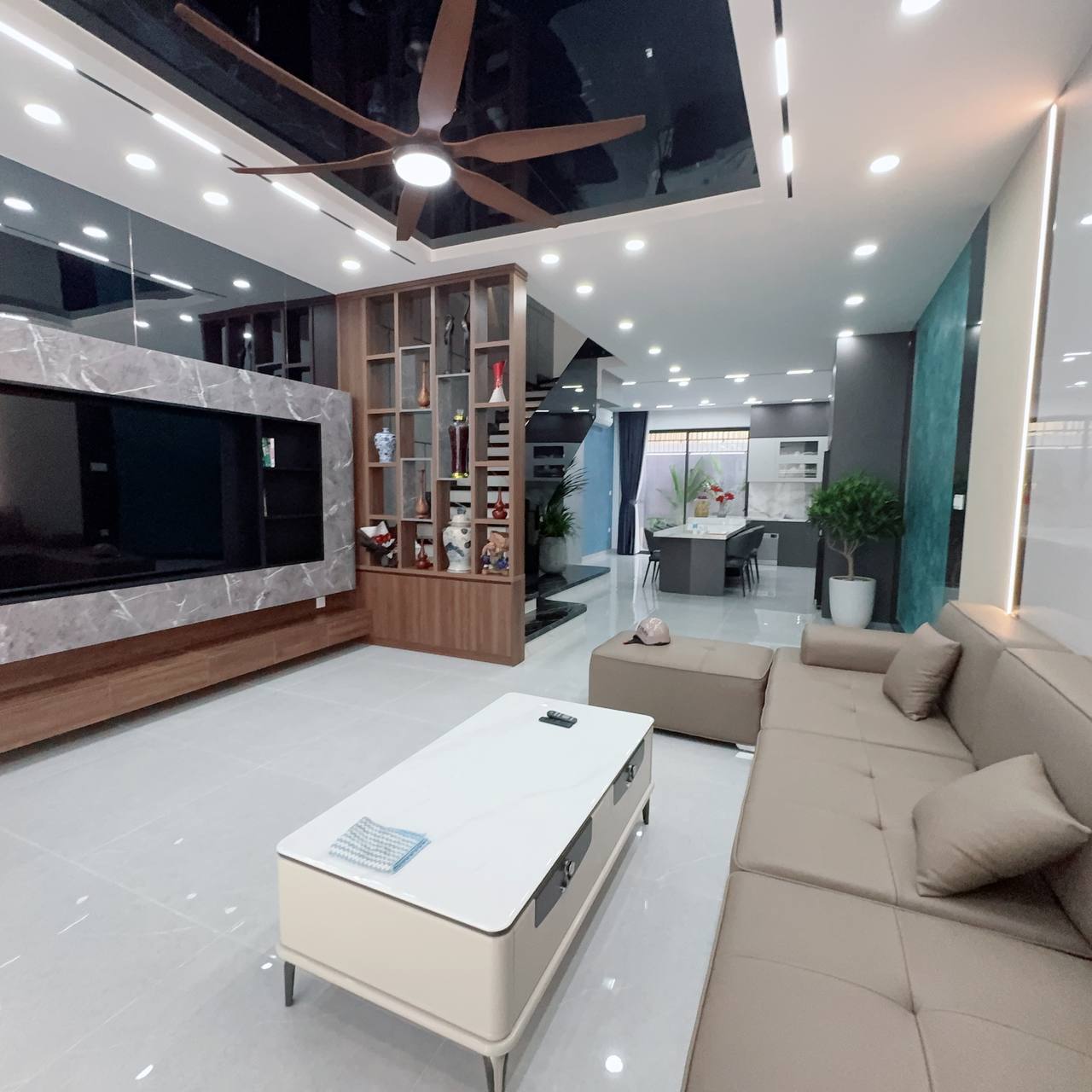 Просторный дом в районе My Gia, полезная площадь 270 м², 3 спальни, 4…