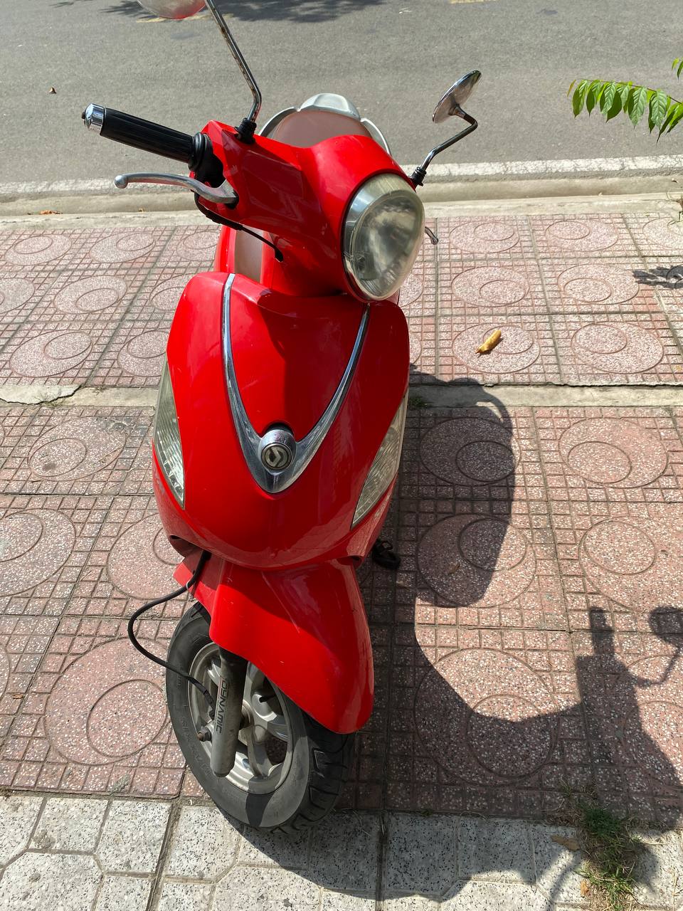 Продаётся скутер SYM Attila 125cc, 2013 года выпуска