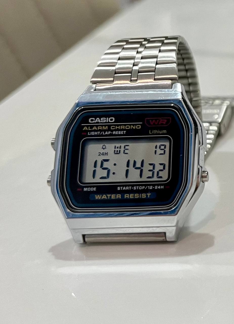 Фото 2: Продаются оригинальные японские часы Casio A159W Vintage в ретро-стиле.