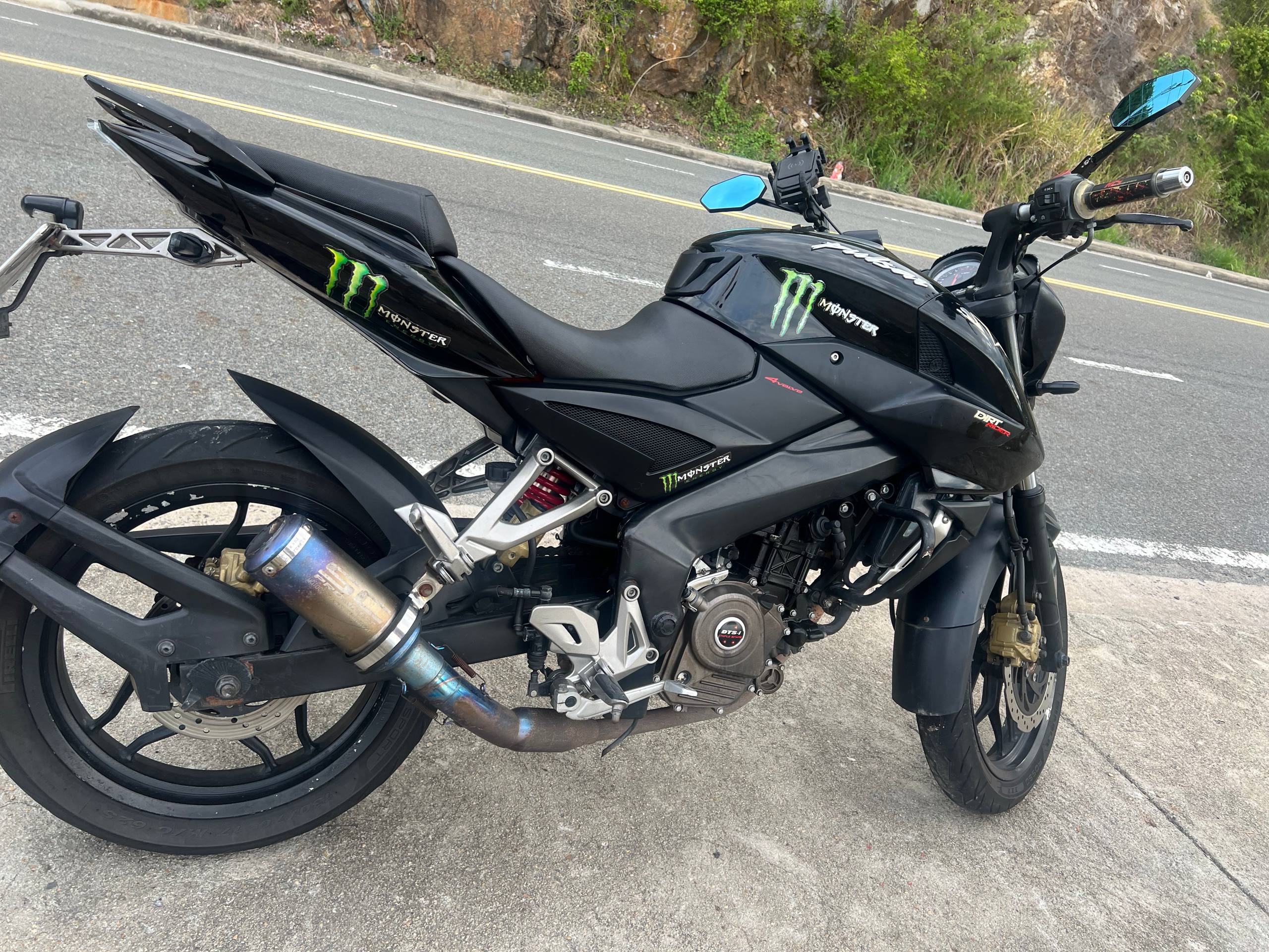 Фото 3: Продаётся Bajaj Pulsar NS200 в отличном техническом состоянии