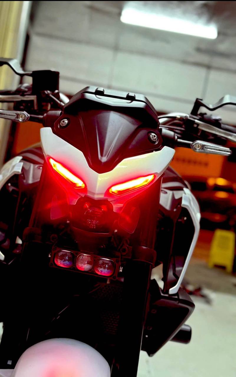 Фото 2: Yamaha MT-03 320cc 2022 года, пробег 12000 км, полностью обслужен, документы на руках.