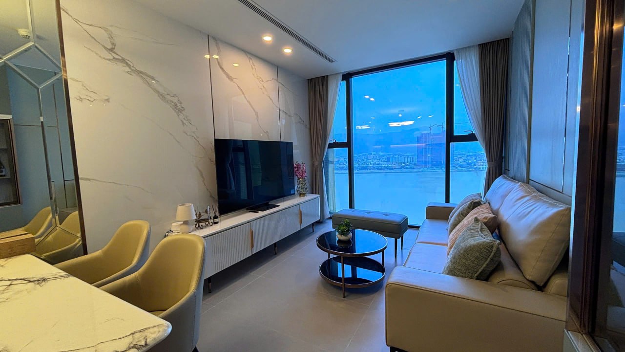 Сдаётся двухкомнатная квартира 70 кв.м на 14-м этаже в Sam Tower, район Хайтяу.