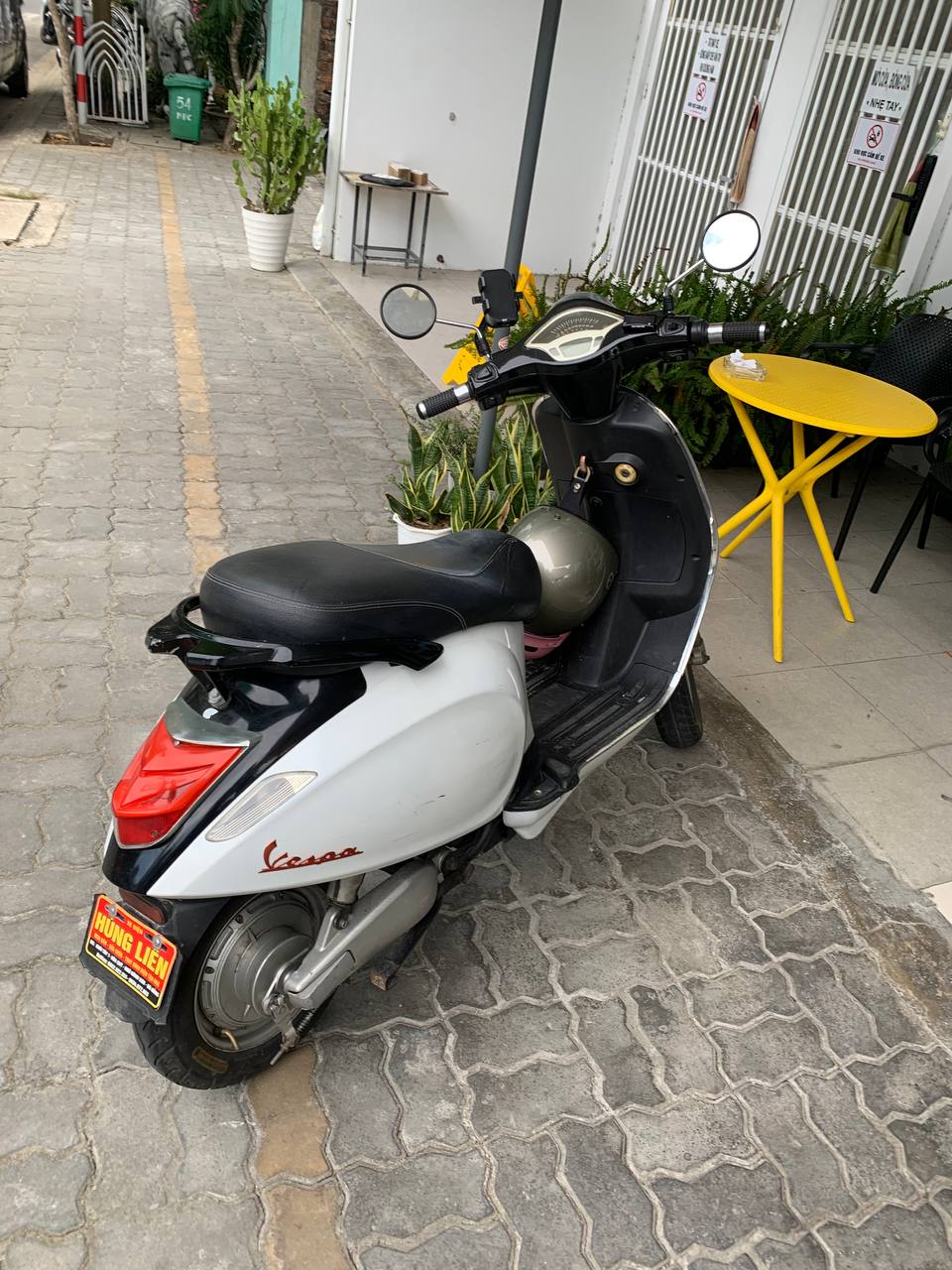 Фото 2: Продаётся электроскутер Vespa в отличном состоянии, всё работает