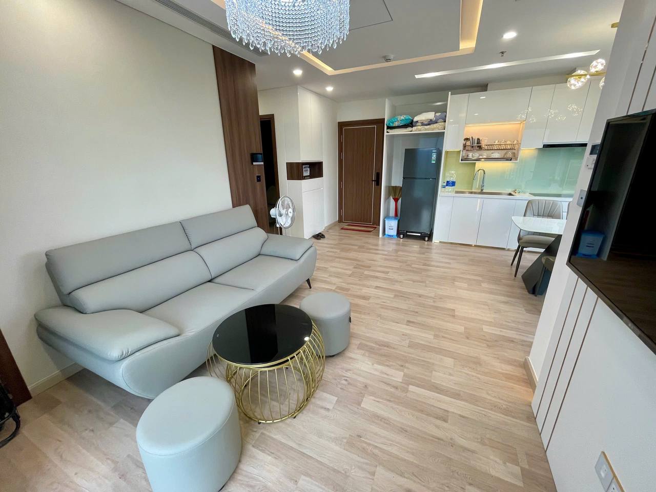 Фото 2: Угловая квартира с видом на реку в комплексе CT1 Riverside Luxury, Юго