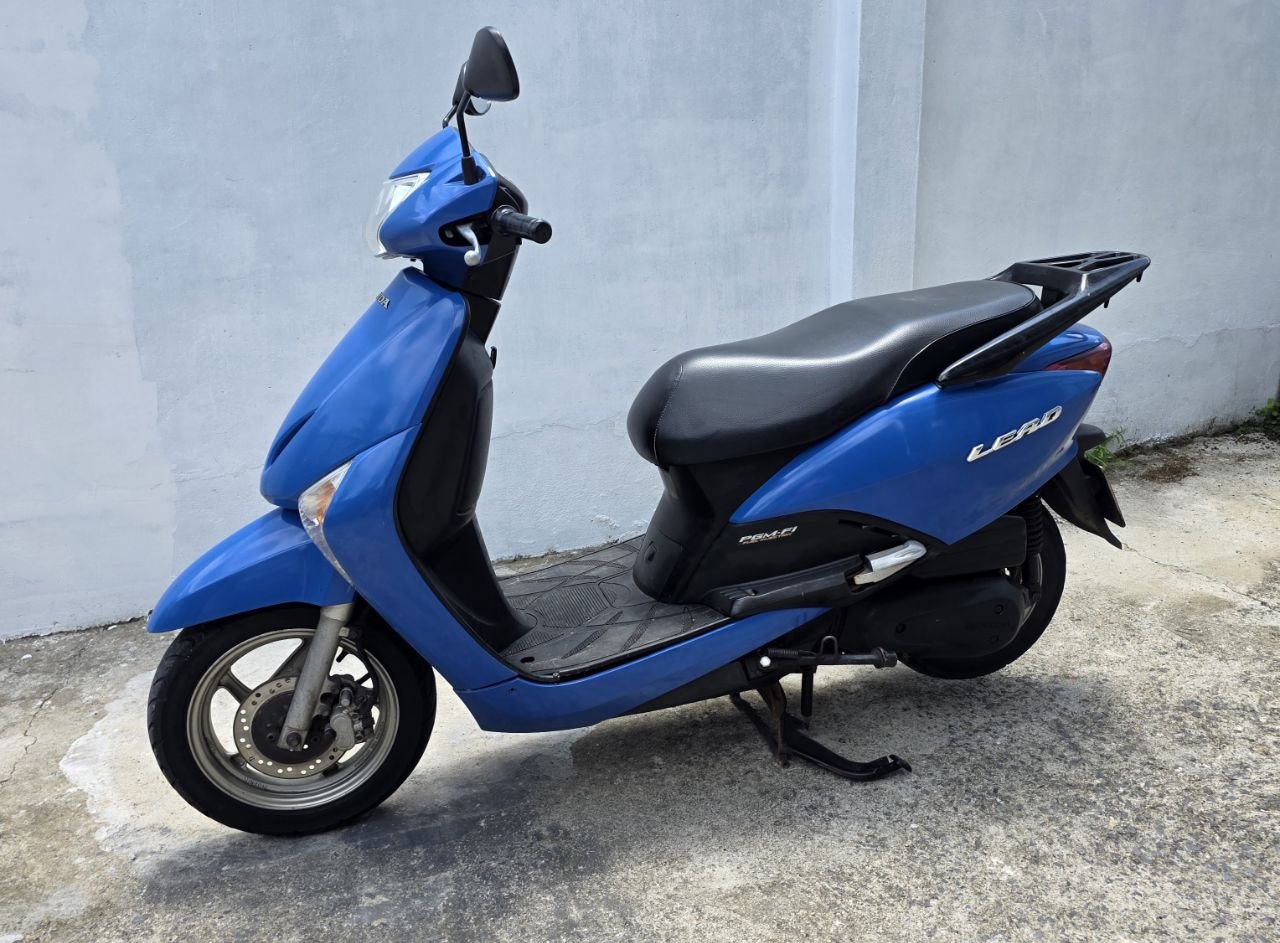 Фото 3: Honda Lead 2010 года, голубой, объём двигателя 108 куб