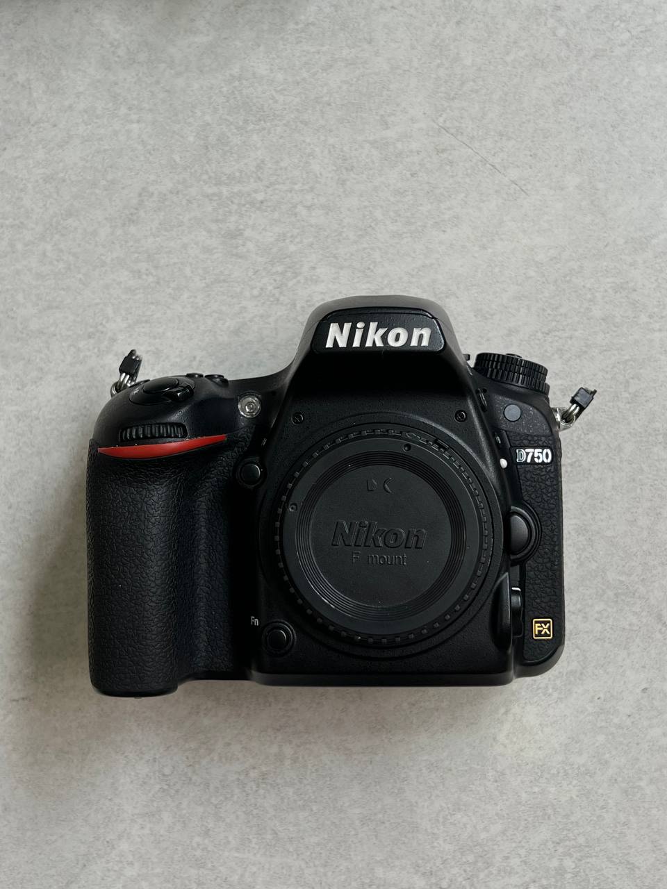 Фото 2: Продаётся фототехника Nikon: камеры D750 и D7100, объективы Nikkor 24-70mm f/2.8…
