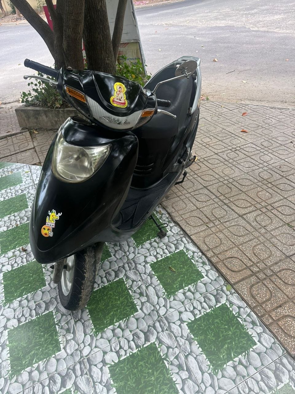 Фото 2: Продаётся скутер SYM Attila 125cc 2009 года
