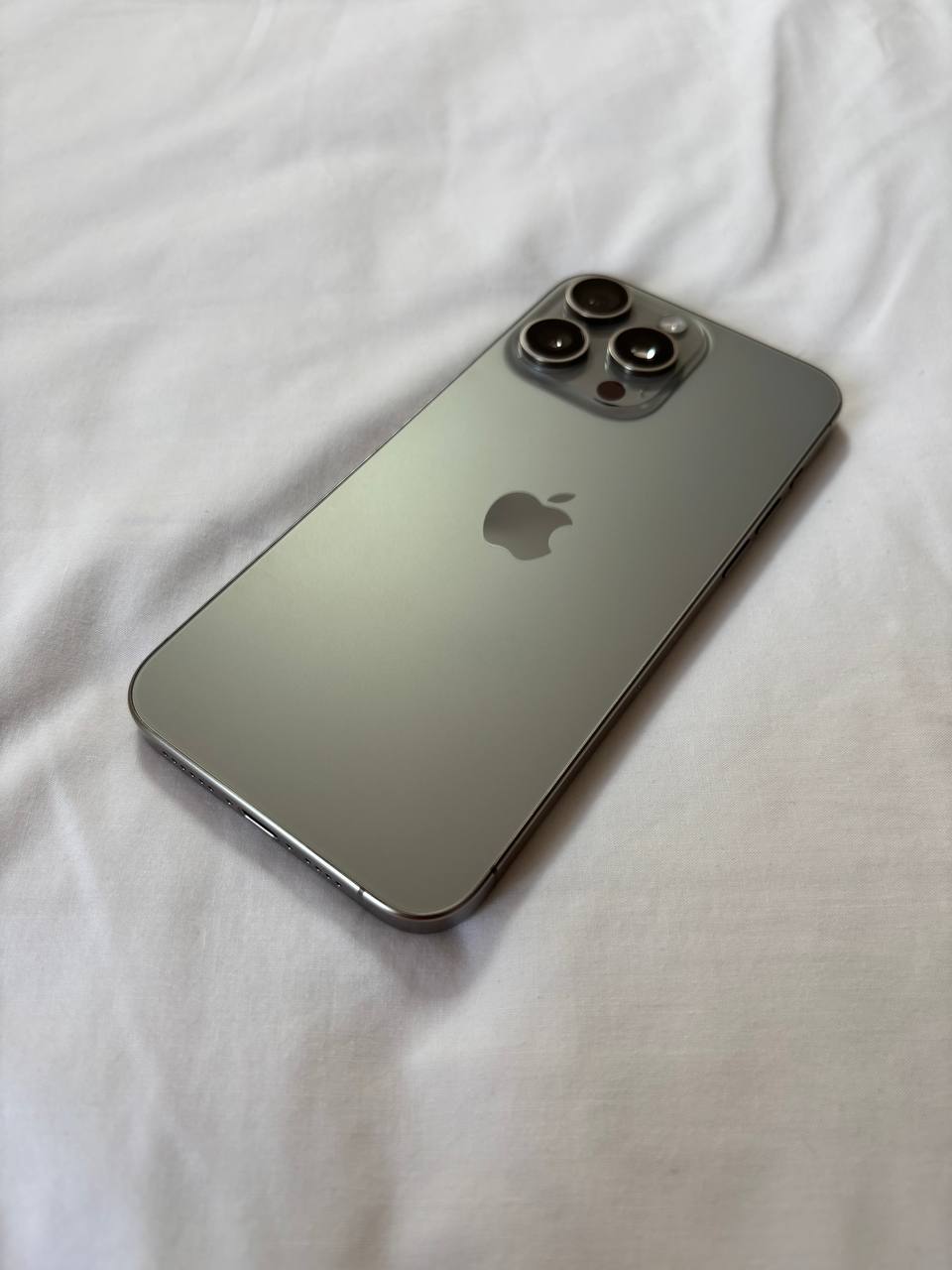 Фото 2: Продаётся iPhone 15 Pro Max 256 ГБ (версия с SIM и eSIM) в отличном состоянии, всегда…