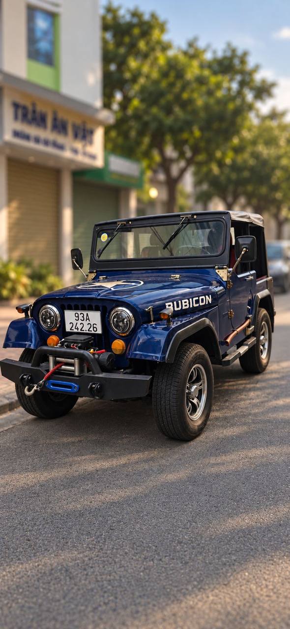 Фото 2: Продаётся Jeep CJ5 Rubicon 1975 года в ярком синем цвете