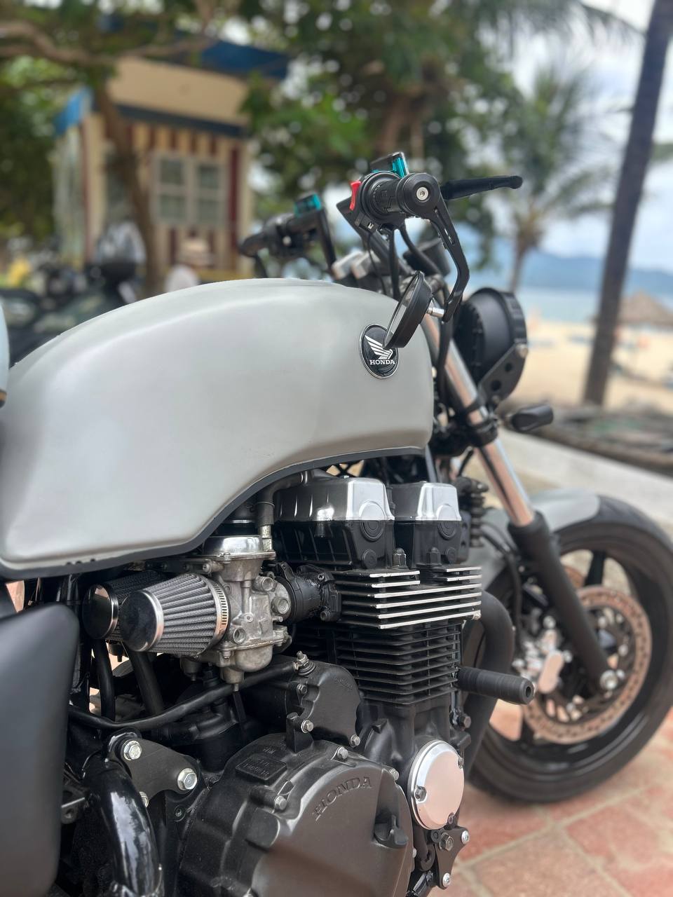 Фото 2: Продаётся мотоцикл Honda CB 750 в идеальном состоянии