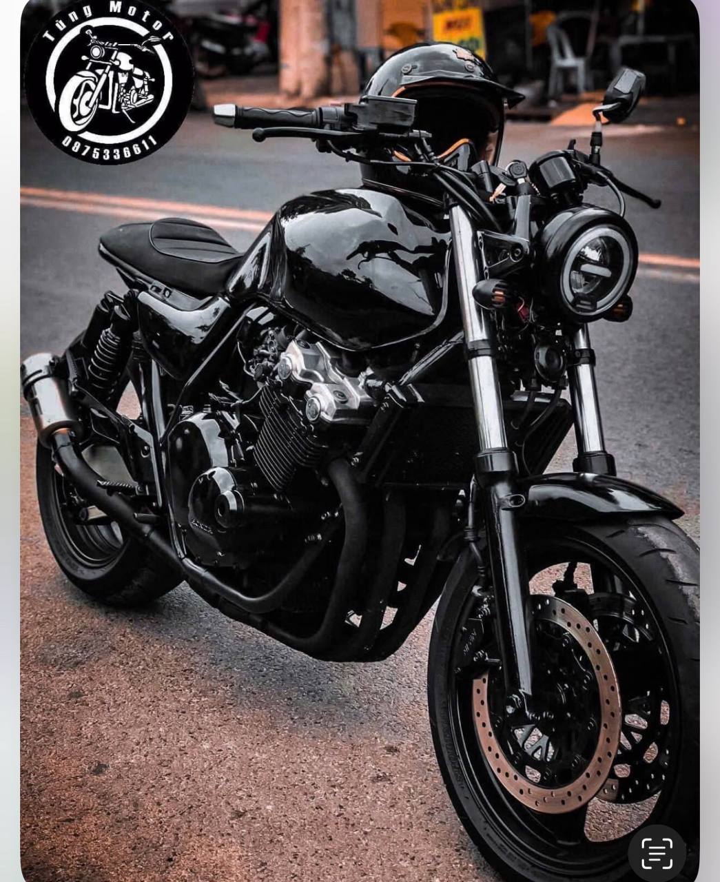 Продаётся мотоцикл Honda CB400 VTEC 2003 года, 4 цилиндра, карбюратор, кастом.